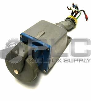 HUBBELL 560R9W 60 AMP RECEPTACLE 