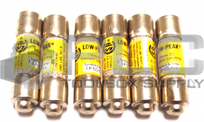 LOT OF 6 NEW BUSSMANN LP-CC-8/10 LOW PEAK TIME DELAY FUSE