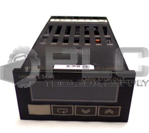 OMRON E5GNR1P TEMPERATURE CONTROLLER