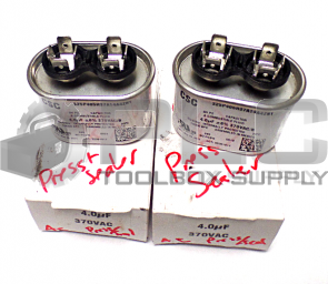 NEW LOT OF 2 CSC 370VAC CAPACITOR