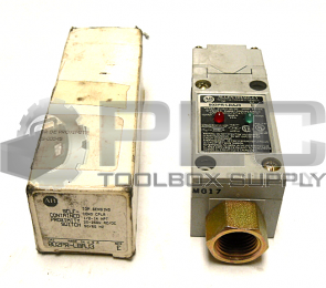NEW ALLEN BRADLEY 802PR-LBAJ3 SER E PROXIMITY SWITCH 