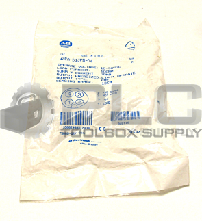 NEW ALLEN BRADLEY 42CA-D1JPB-D4 /A PROXIMITY SWITCH