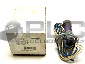  HONEYWELL C7027A 1023 FLAME DETECTOR MINI-PEEPER 1/2" FEMALE 8 FT LEADS REV F