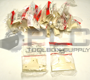 LOT OF 18 NEW WIREMOLD PN05F15V TEE FITTING 