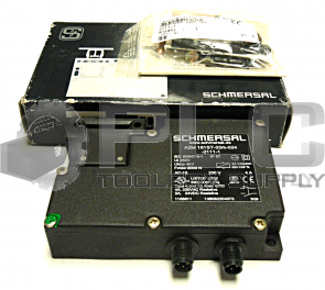 NEW SCHMERSAL AZM 161ST-33RK-024-2111-1 SAFETY INTERLOCK SWITCH 24 VAC/DC
