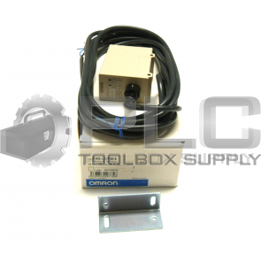 NEW OMRON E4B-LS70E4 ULTRASONIC SENSOR 