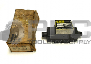 NEW IN BOX PARKER D3W4CY-14 VALVE CONTROL