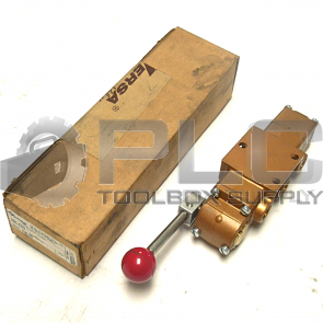 NEW VERSA VALVES VUH-4403 FOUR WAY VALVE VSH-4302