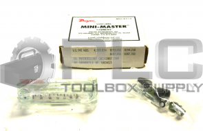 NEW DWYER MMA-33 MASTER FLOW METER 