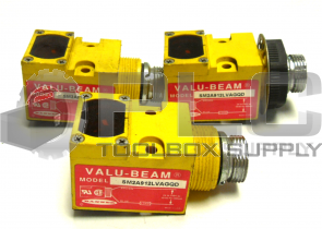 LOT  OF 3 BANNER SM2A912LVAGQD VALU-BEAM SENSOR