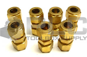 NEW LOT OF 7 SWAGELOK 1/2" COUPLING FITTING  BRASS