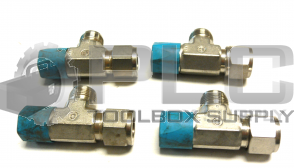 NEW  LOT OF 4  SWAGELOK 1/2" TEE COUPLING UNION 