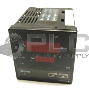 YOKOGAWA UT15 TEMPERATURE CONTROLLER 