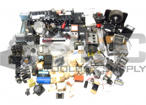 LOT OF BANNER SQUARE D MOORE DWYER ALLEN BRADLEY MIXED ELECTRICAL 