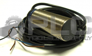 NEW TELEMECANIQUE XSA-V31373 INDUCTIVE SENSOR