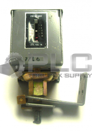 JOHNSON SERVICE P-7221 PRESSURE ELECTRIC SWITCH
