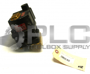 NEW BARKSDALE DPD2T-H18 PRESSURE SWITCH 