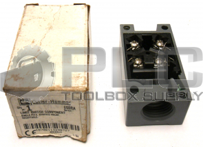 NEW IN BOX CUTLER HAMMER E50RA LIMIT SWITCH COMPONENT RECEPTACLE 