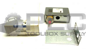 NEW JOHNSON CONTROLS P29NC-2C LOW PRESSURE TIME DELAY PRESSURE CONTROL 