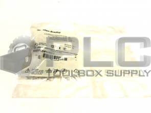 NEW SEALED ALLEN BRADLEY 800FP-LE4PN3RX11 /A PUSH BUTTON 