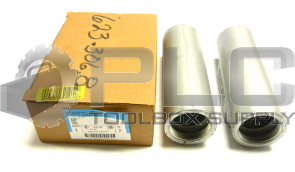 NEW BOX OF 2 COOPER C67 CONDUIT OUTLET 2INCH SIDE ACCESS STRAIGHT IRON
