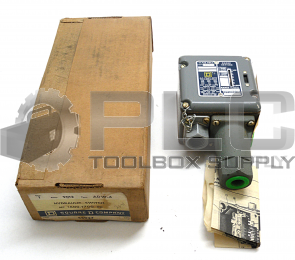 NEW IN BOX SQUARE D ADW-4 HYDRAULIC SWITCH CLASS 9012