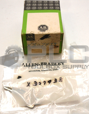 NEW ALLEN BRADLEY X-307933 KEY CYLINDER LOCKFOR PUSHBUTTON SWITCH