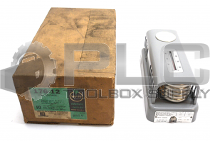 NEW IN BOX WHITE ROGERS 176-12 ROOM THERMOSTAT 