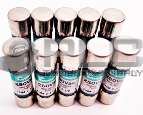 LOT OF 10 NEW FUSETRON FNM-2 1/2 FUSE DUAL-ELEMENT 