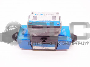 NEW VICKERS DG4S4LW-017C-B-60 PILOT VALVE 02-126141
