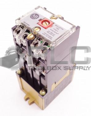 NEW ALLEN BRADLEY 700-P800A1 TYPE P CONTROL RELAY SER D