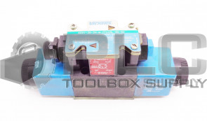 NEW VICKERS DG4V-3S-2N-M-FPA5WL-B5-60 DIRECTIONAL VALVE 02-109825 w/2 02-101731