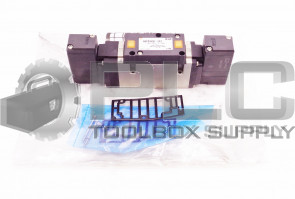 NEW SMC NVFS3400-5FZ SOLENOID VALVE DC21-26V