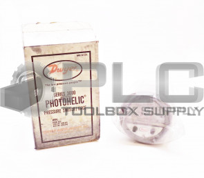 NEW DWYER 3050 SERIES 3000 PHOTOHELIC PRESSURE SWITCH/GAGE