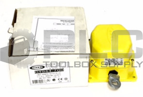 NEW REES 04944-700 CABLE OPERATED SWITCH 