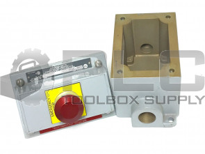 NEW ALLEN BRADLEY 800H-NP30 SERIES X COVER WITH PUSH BUTTON