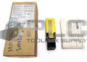 NEW SIEMENS 3SE5 232-0RV40 INTERLOCK SWITCH