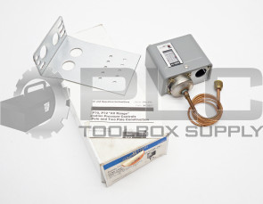 NEW JOHNSON CONTROLS P70AB-2C LOW PRESSURE CONTROL SWITCH