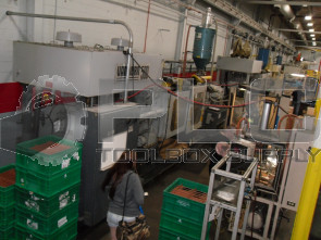 VAN DORN 500H-RS-60F-CV INJECTION MOLDING MACHINE 60 OZ