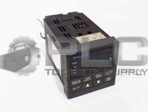 HONEYWELL DC330B-KE-000-20-0A0000-E0-0 TEMPERATURE CONTROL UDC3300