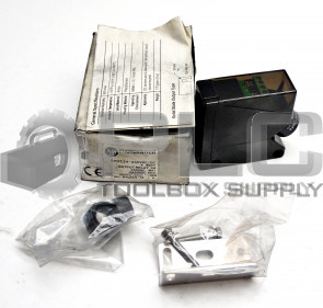 NEW ALLEN BRADLEY 42BC-B1CRAN-T4 /A PHOTOELECTRIC SENSOR 42BCB1CRANT4 SER.A