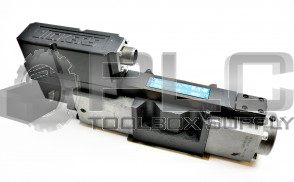 NEW VICKERS KBFDG4V-5-33C50N-Z-M1-PE7-H7-11 PROPORTIONAL VALVE / 5996181-001