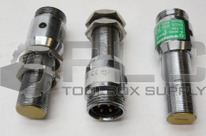 LOT OF 3 TURCK BI5-G18-AN6X-B1341 40MM PROXIMITY SWITCH SENSOR