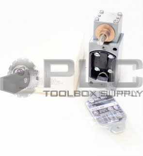 NEW ALLEN BRADLEY 802T-NP OILTIGHT LIMIT SWITCH SER 1 802TNP 