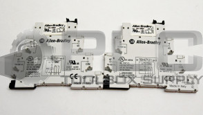 LOT OF 2 NEW ALLEN BRADLEY 700-HLT1U1 RELAY SOCKET 6A SPDT 110/125VAC 700HLT1U1