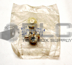 NEW ALLEN BRADLEY 802T-W12 LEVER OPERATING OFFSET ROLLER LIMIT SWITCH 802TW12