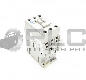 NEW ALLEN BRADLEY 100-C37*00 SER C 3 POLE CONTACTOR, 110V50Hz 120V60Hz