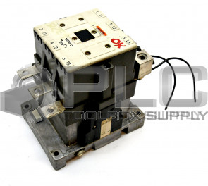 SIEMENS-ALLIS CXL40*3E MOTOR CONTACTOR  SIZE 4 135AMP 3 POLE