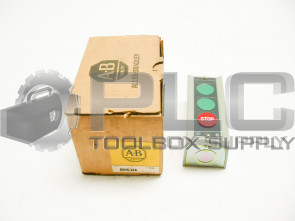 NEW ALLEN BRADLEY 800S-3SX  SER CA PUSH BUTTON STATION 