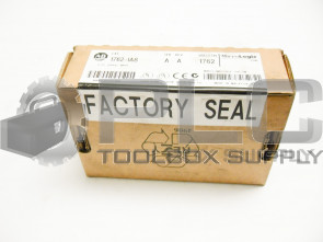 NEW SEALED  ALLEN BRADLEY 1762-IA8 /A INOUT MODULE REV A 